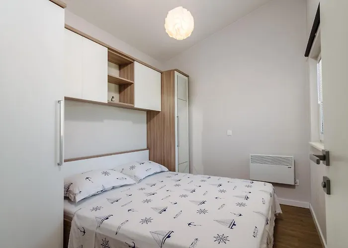 Kamerlengo Apartment *